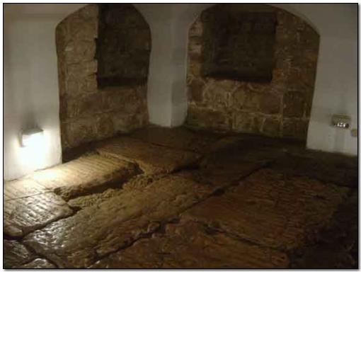 Photo: photo16 Cells under Ecce Homo Convent